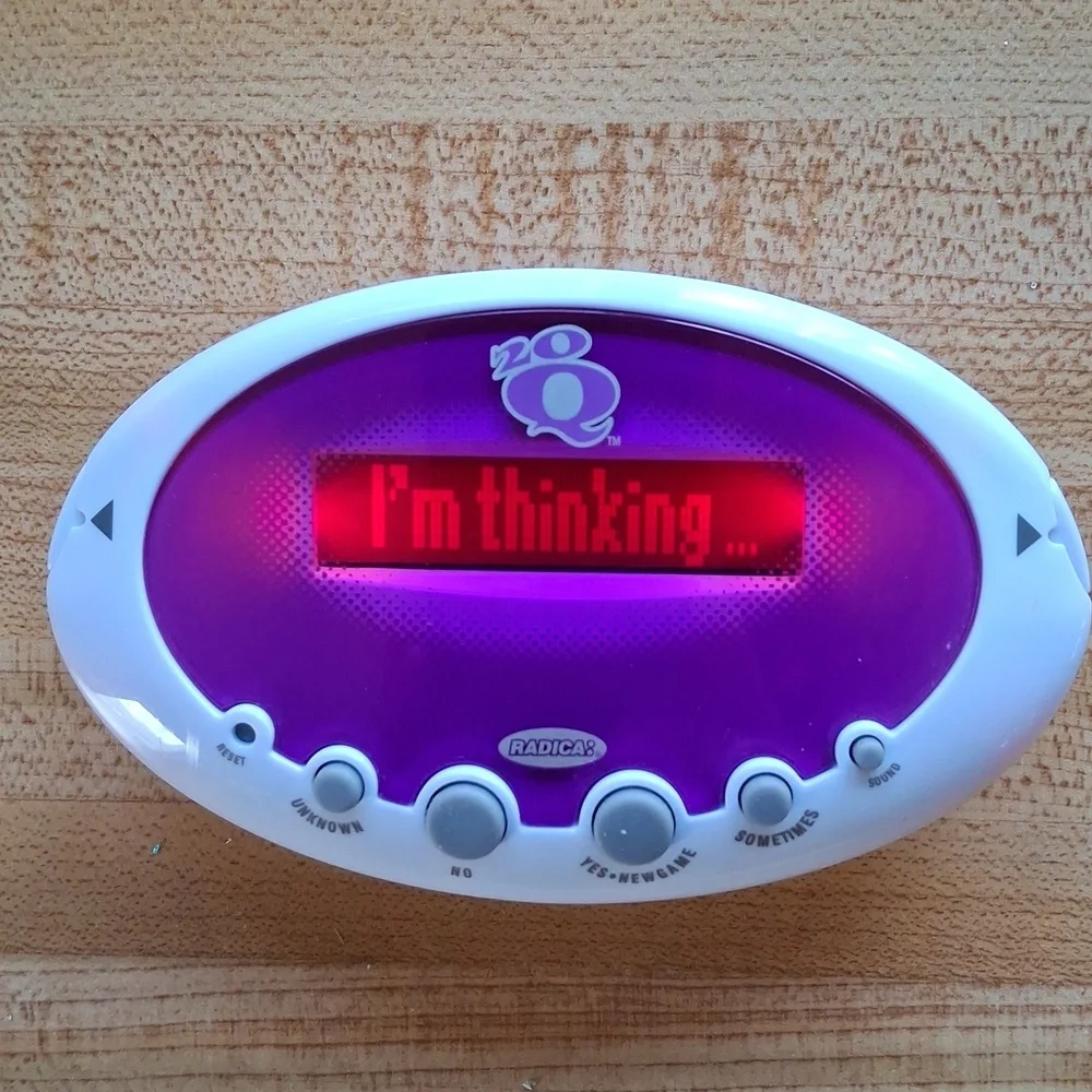 Radica 20Q 20 Questions Handheld Electronic Game